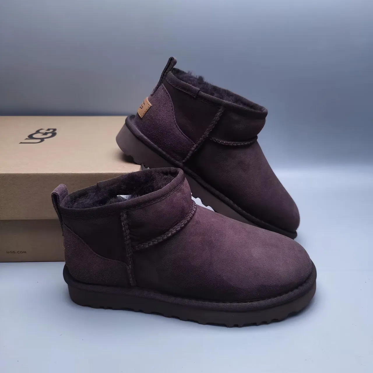 UGG Classic Mini বাদামী সুয়েড শিয়ারলিং লাইন্ড স্নো বুটস 5
