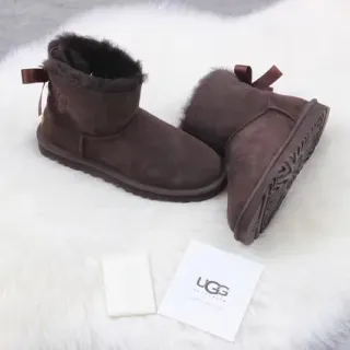 UGG Classic Mini 棕色麂皮羊毛内里雪靴