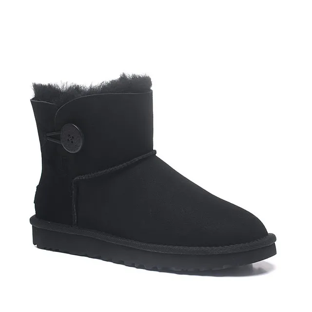 UGG Classic Short 黑色剪羊毛内里雪靴 6