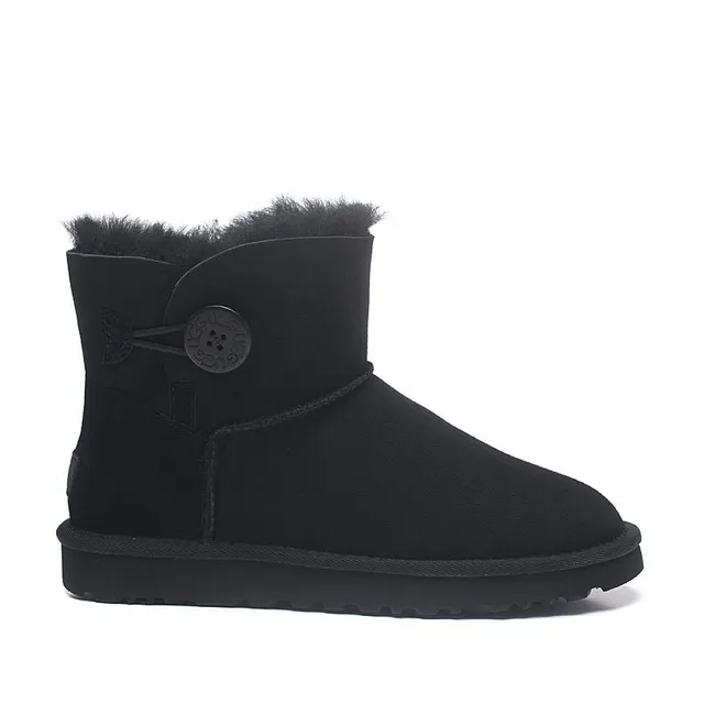 UGG Classic Short 黑色剪羊毛内里雪靴 7