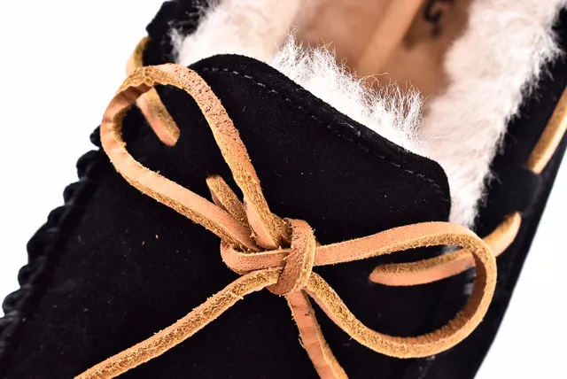 UGG Dakota Mocasines Negros de Ante Forrados con Piel de Cordero 6