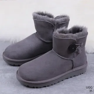 UGG Gray Suede Upper Shearling Lining Snow Boots