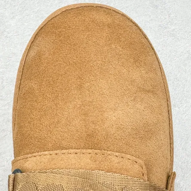 UGG टैन स्यूड स्ट्रैप बूट स्नो बूट 13