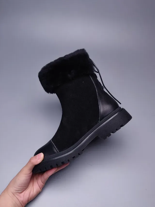 UGG Tasman Bottines de Cheville Noires en Daim et Cuir avec Ourlet Pliable en Fourrure Synthétique 10