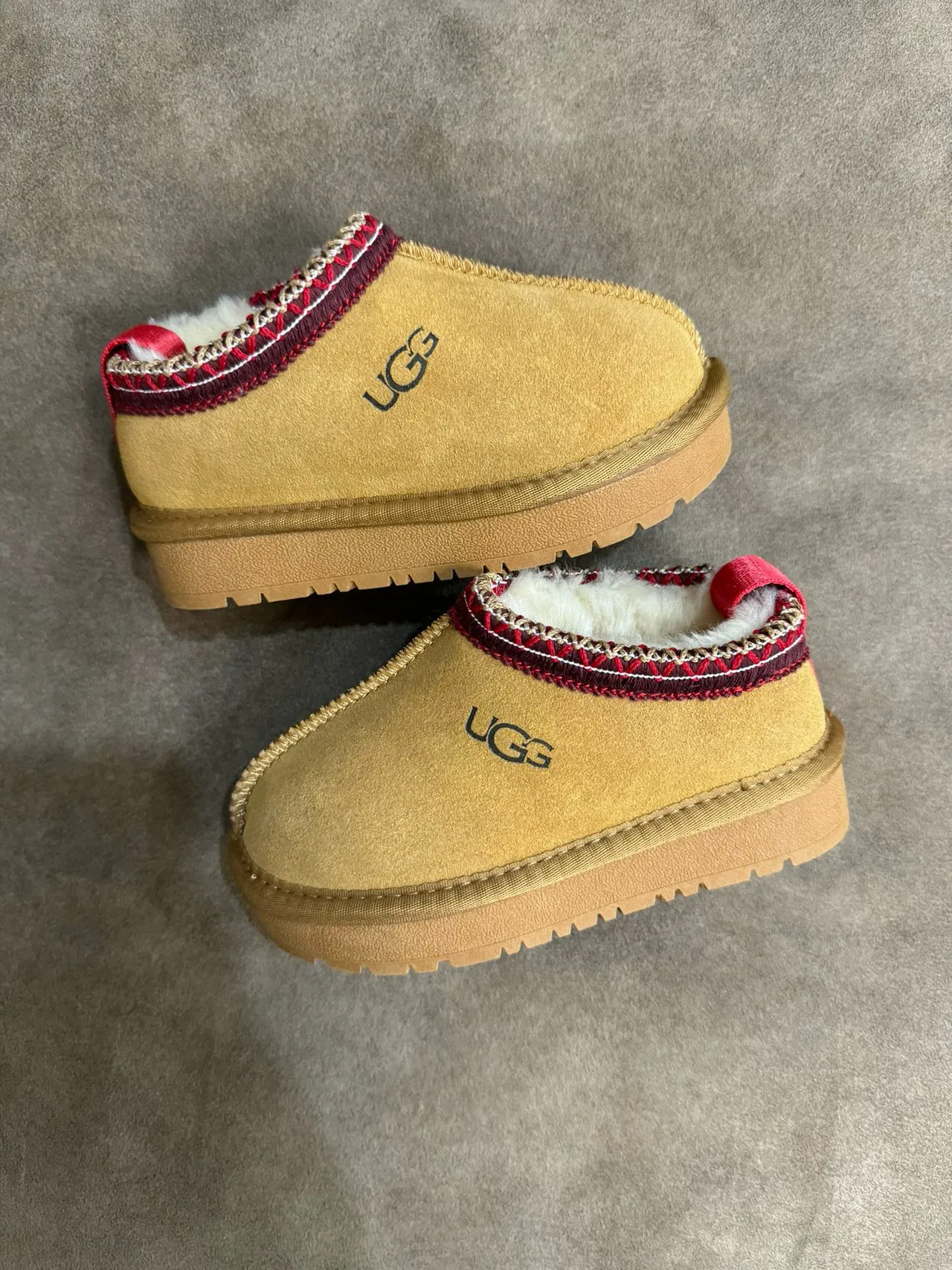 UGG Tasman Black Suede Zigzag Stitch Slip-On Casual Shoes 20