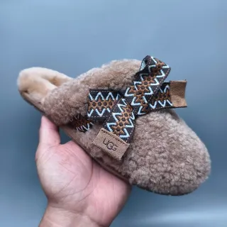 UGG Tasman Brown Beige Shearling-Lined Woven Geometric Strap Slippers