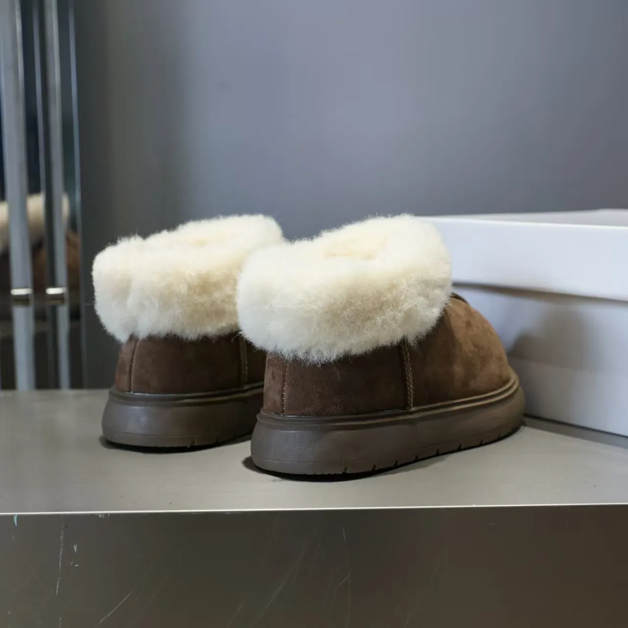 UGG Tasman Brown White Suede Upper Shearling Cuff Snow Boots 12