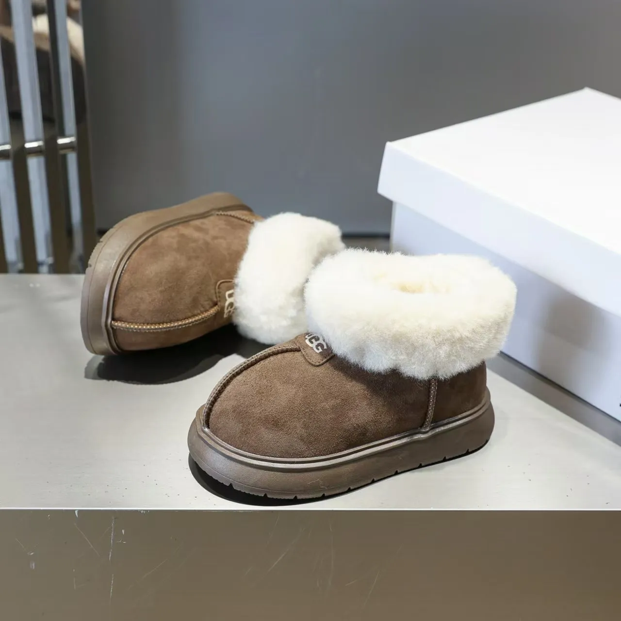 UGG Tasman Brown White Suede Upper Shearling Cuff Snow Boots 14