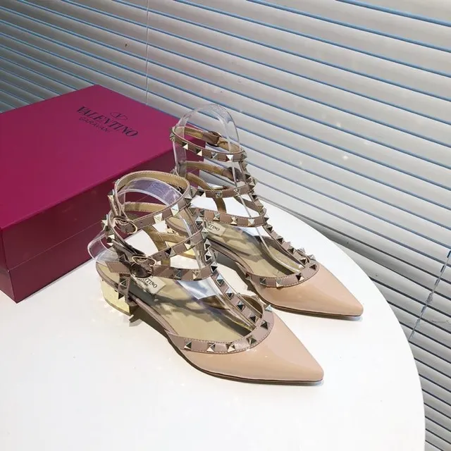 Valentino Rockstud Nude Beige Pompes à brides multiples cloutées 6