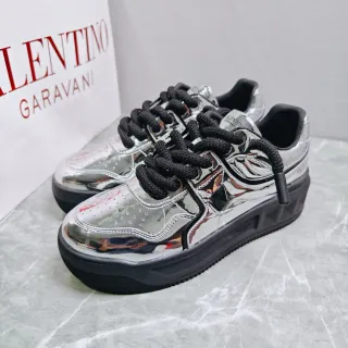 Valentino Rockstud Prata Preto Metálico Couro Patentado Cordões Trançados Tênis Lifestyle