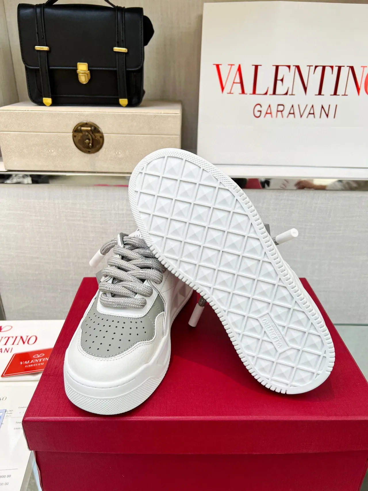 Valentino Rockstud White Gray Platform Sole Pyramid Stud Detail Lifestyle Sneakers 5