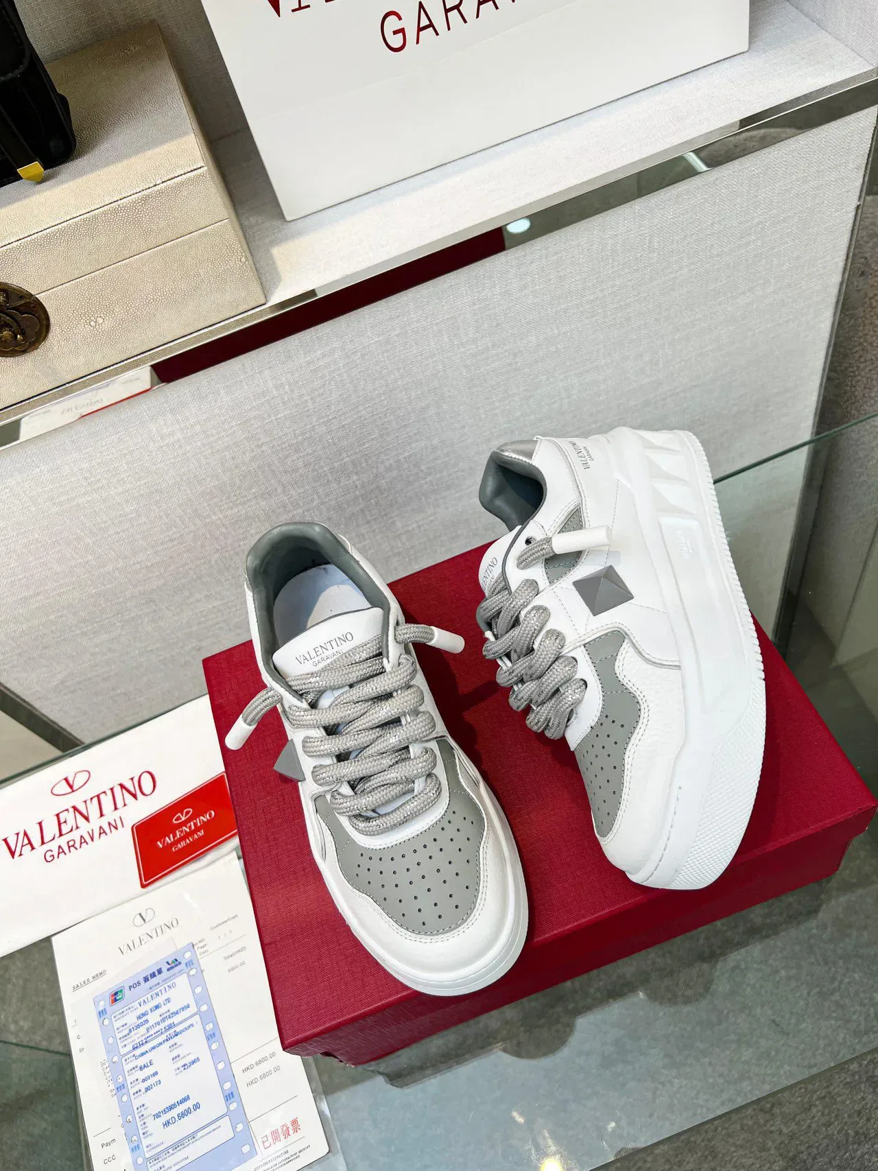 Valentino Rockstud White Gray Platform Sole Pyramid Stud Detail Lifestyle Sneakers 8