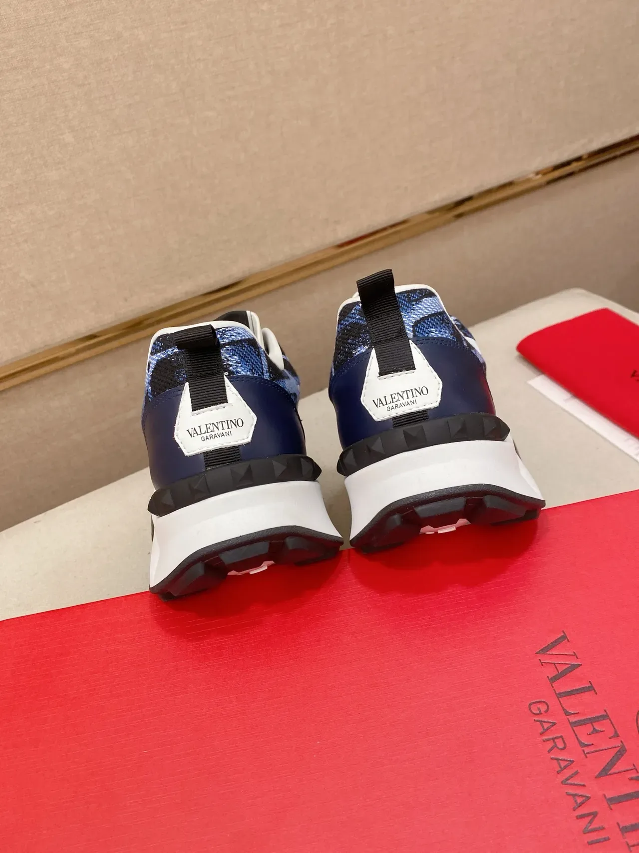 Valentino Runner White Navy Sculpted Sole Mixed Textile And Leather Upper Chunky Sneakers 3