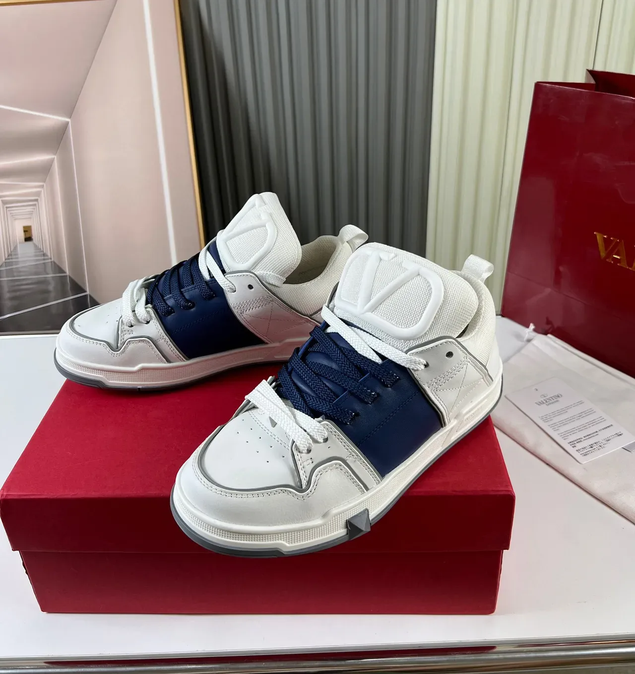 Valentino VLogo Spike 高帮休闲运动鞋 8