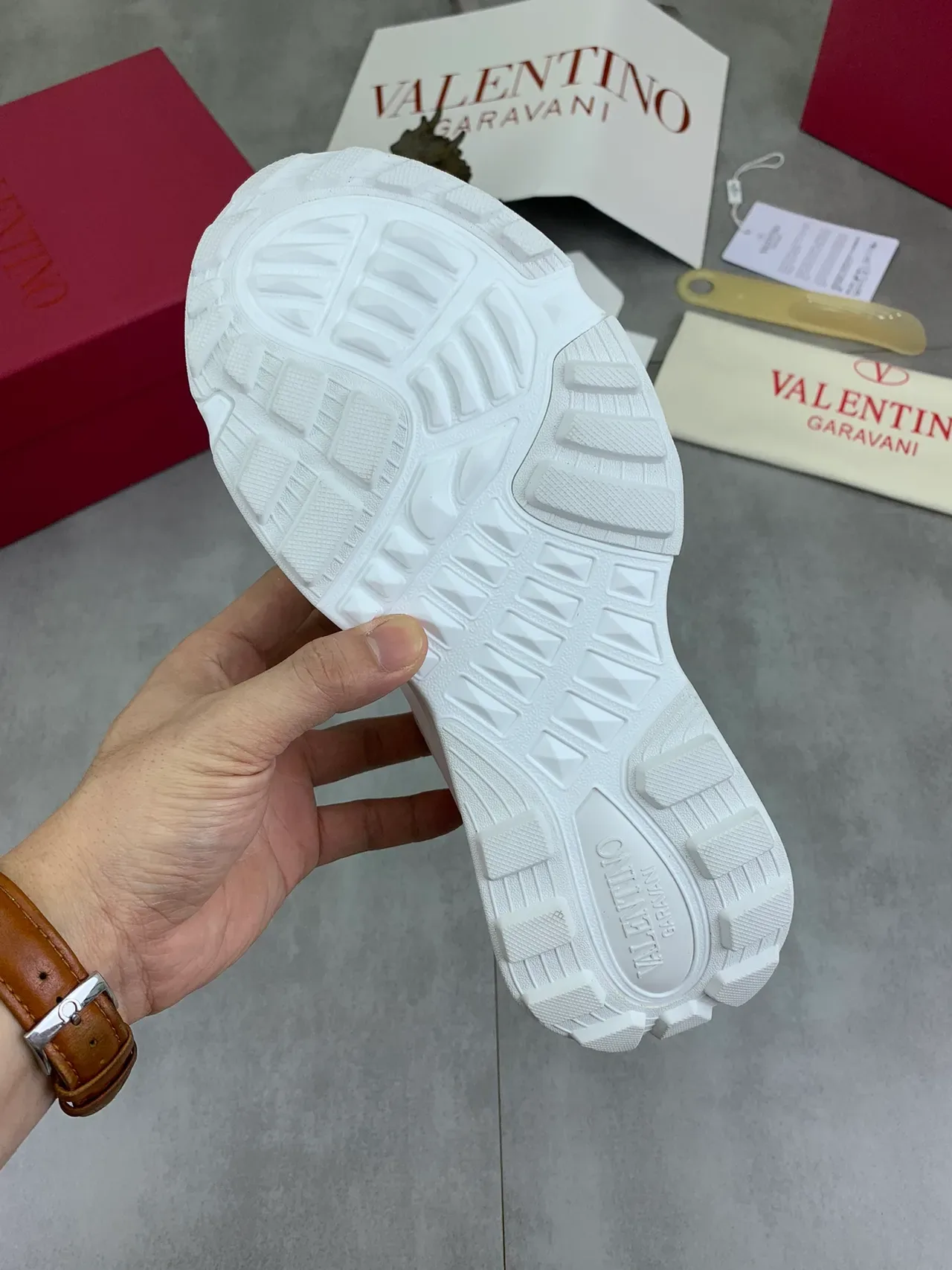 Valentino Sneakers Chunky à semelle blanche 3