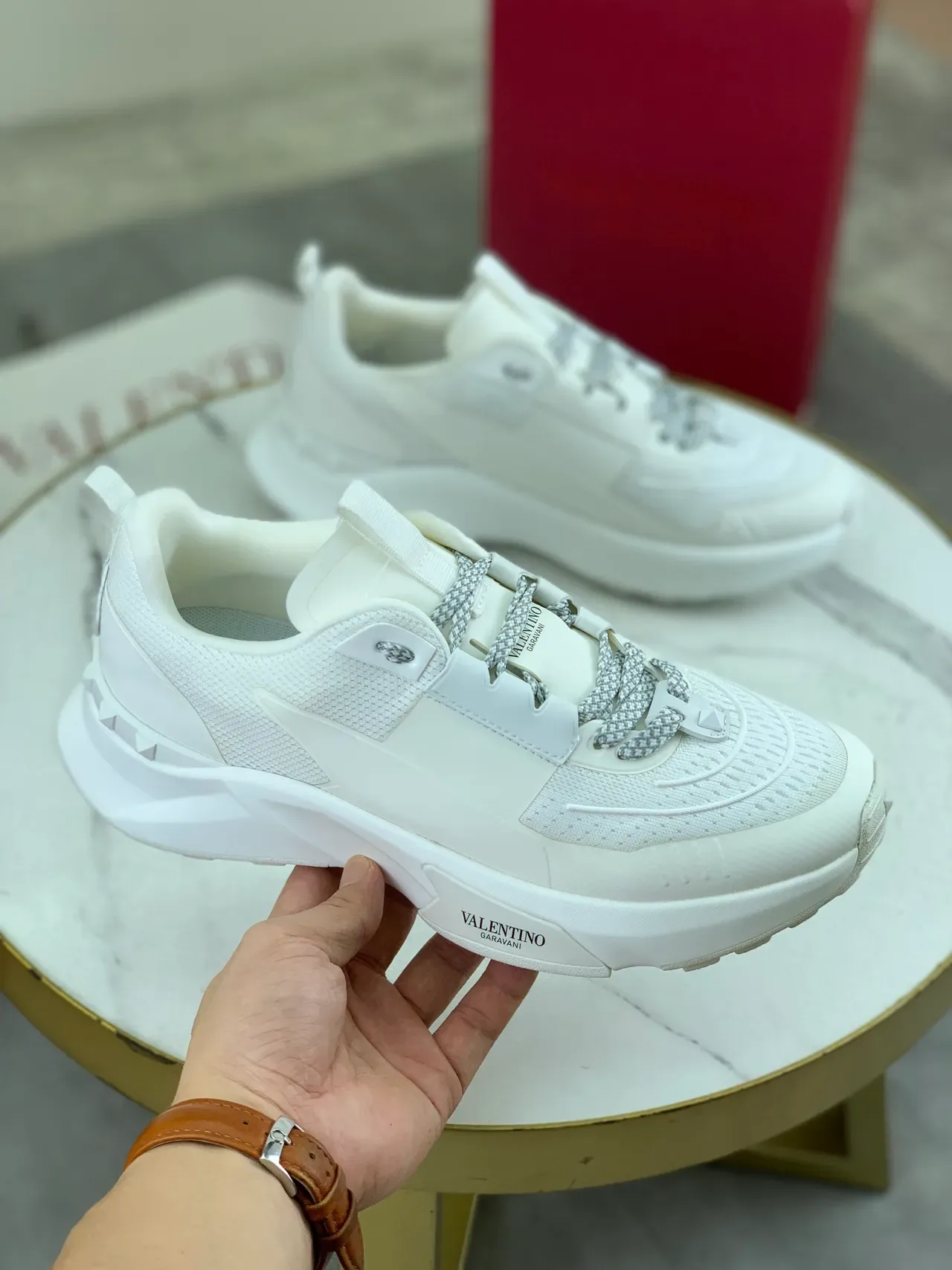 Valentino Sneakers Chunky à semelle blanche 4