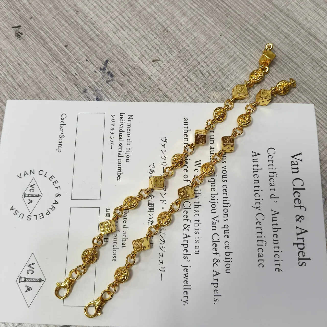 Van Cleef & Arpels Lucky Dice Gold Chain Bracelet 2
