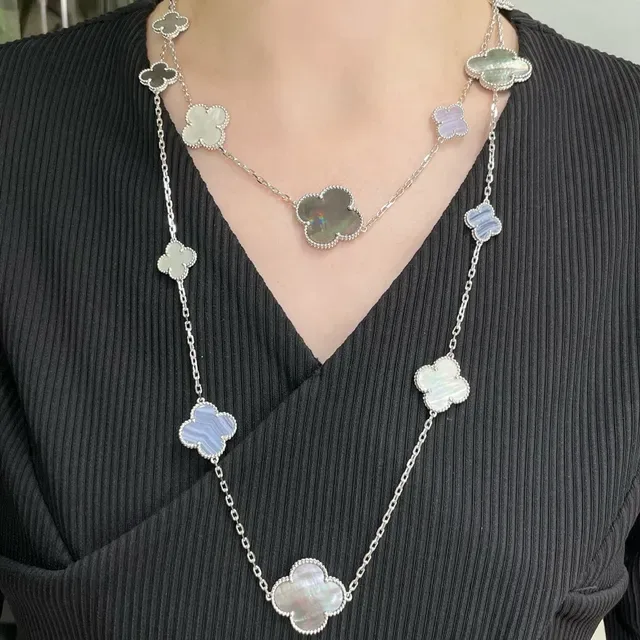 Van Cleef & Arpels Alhambra 16 Motif Gray White Purple Mother-of-Pearl Necklace 9