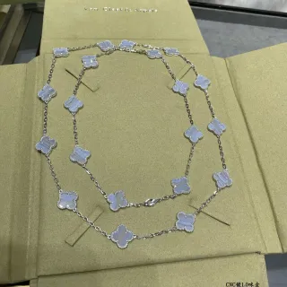 Van Cleef & Arpels Alhambra 20 Motif 白色珍珠母项链