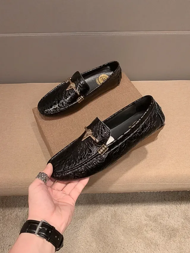 Versace Black Gold Croc-Embossed Leather Medusa Horsebit Hardware Loafer 7