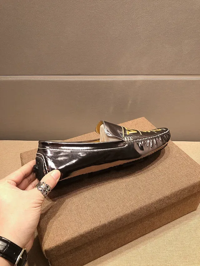Versace Black Gold Patent Leather Logo Lettering Loafer 8