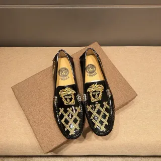 Versace Loafer Cuir Patenté Noir Doré Tête de Médusa