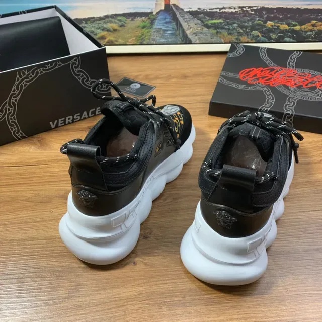 Versace Chain Reaction Noir et Or Greca Print Chunky Sneakers 5