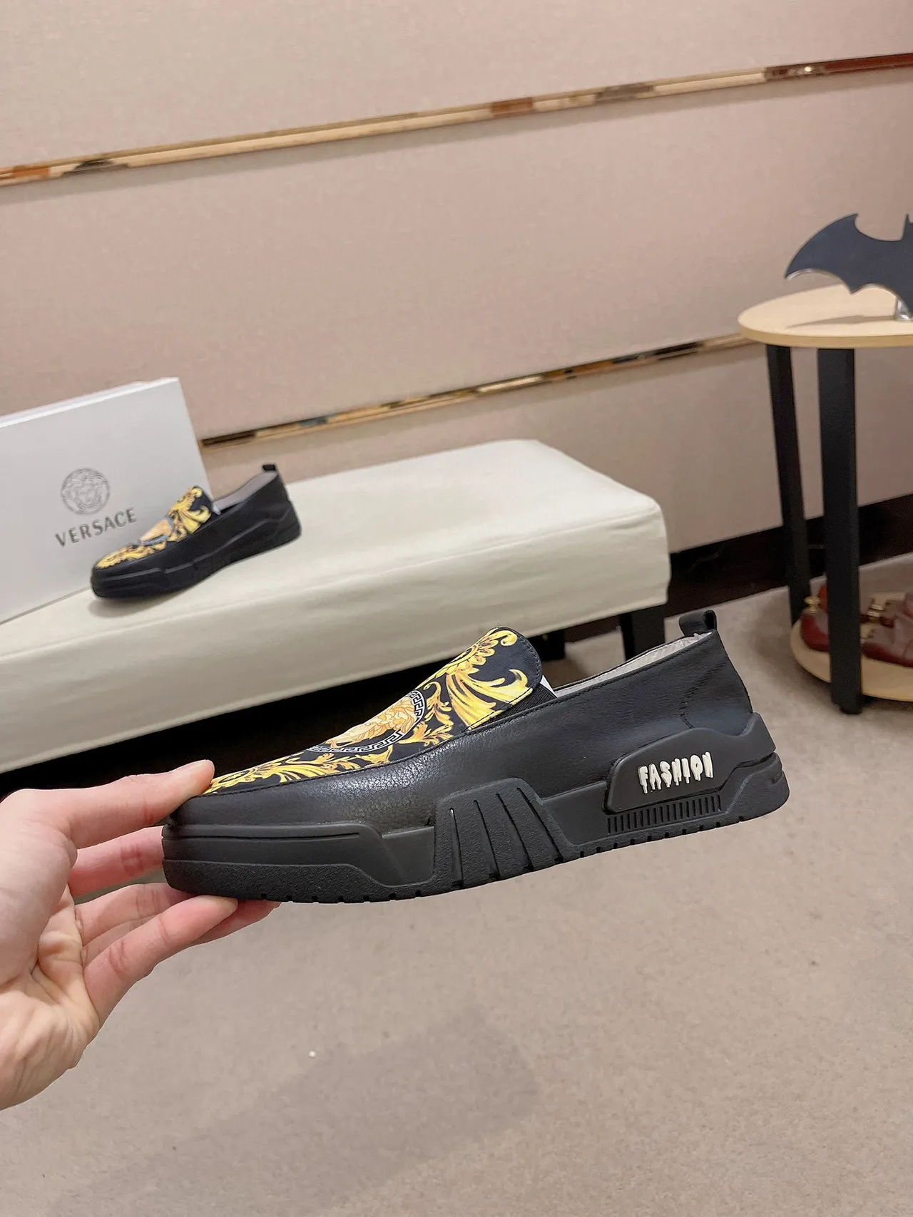 Versace Chain Reaction Negro Dorado Impresión Baroque Vamp Tacón Grueso Esculpido Loafer 8