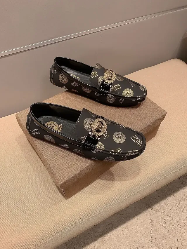 Versace Chain Reaction Negro Dorado Impresión de Logo Parte Superior Hebilla Medusa Hardware Mocasín 4