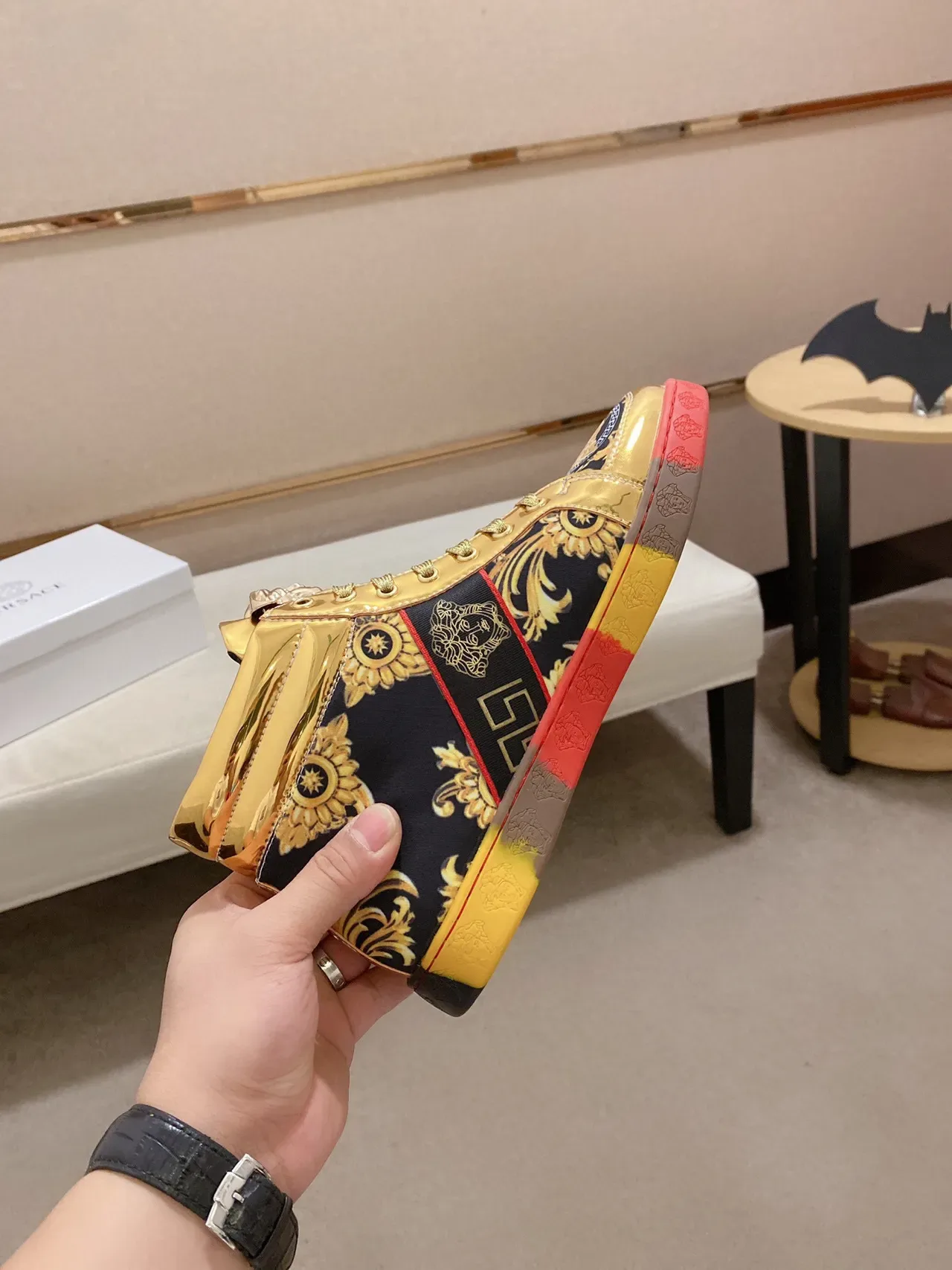 Versace Chain Reaction Tênis Lifestyle Ouro metálico Estampa barroca 6