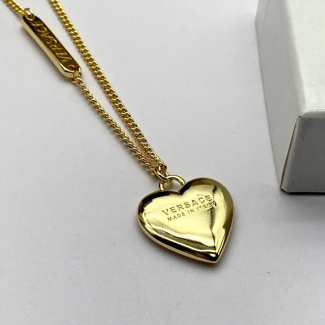 Versace pendentif cœur chaîne dorée 2