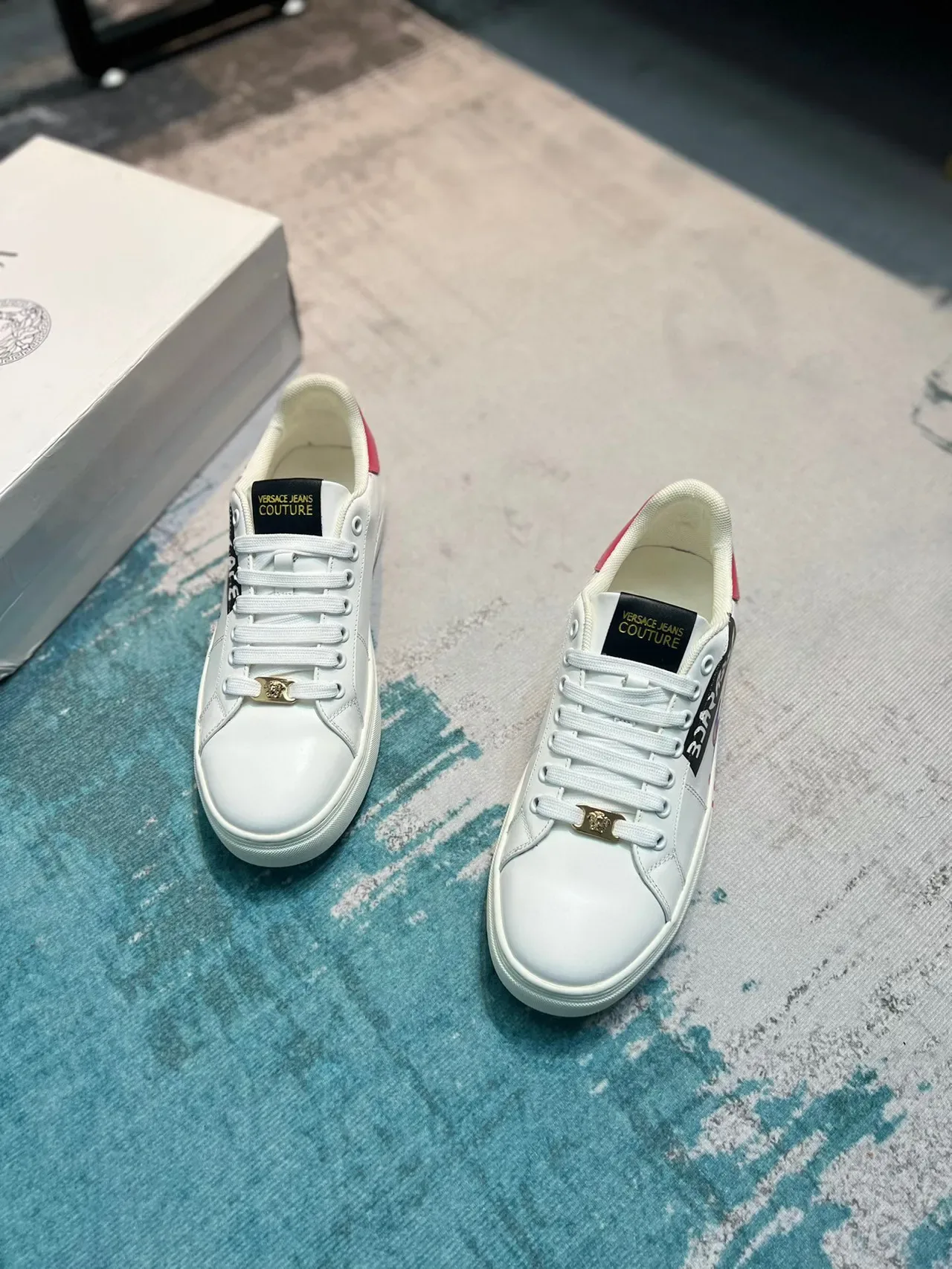 Versace Jeans Couture White Pink Graphic Lifestyle Sneakers 5