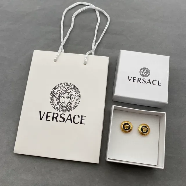 Versace Medusa গোল্ড টোন কালো এনামেল স্টাড কানের দুল 2