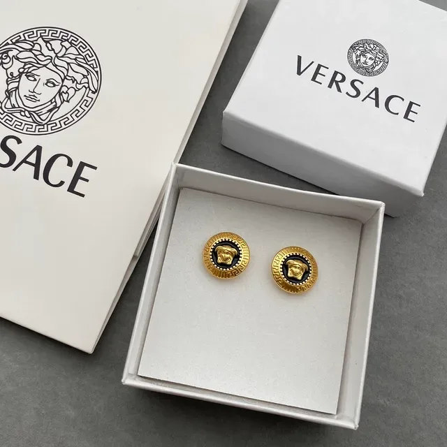 Versace Medusa গোল্ড টোন কালো এনামেল স্টাড কানের দুল 5