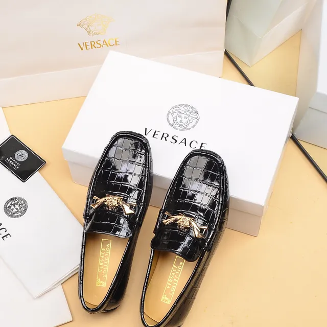 Versace Medusa Horsebit Loafer حذاء لوفر جلد أسود لامع مطبوع تمساح 4