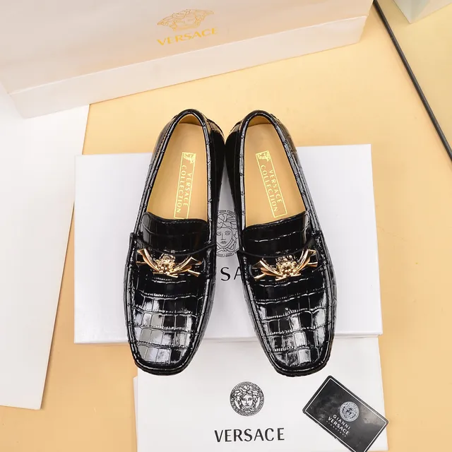 Versace Medusa Horsebit Loafer حذاء لوفر جلد أسود لامع مطبوع تمساح 9