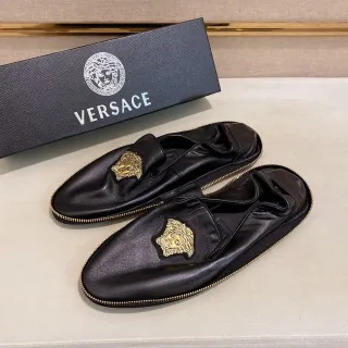 Versace Medusa Loafer 黑色 金色 皮革 头徽章 Loafer