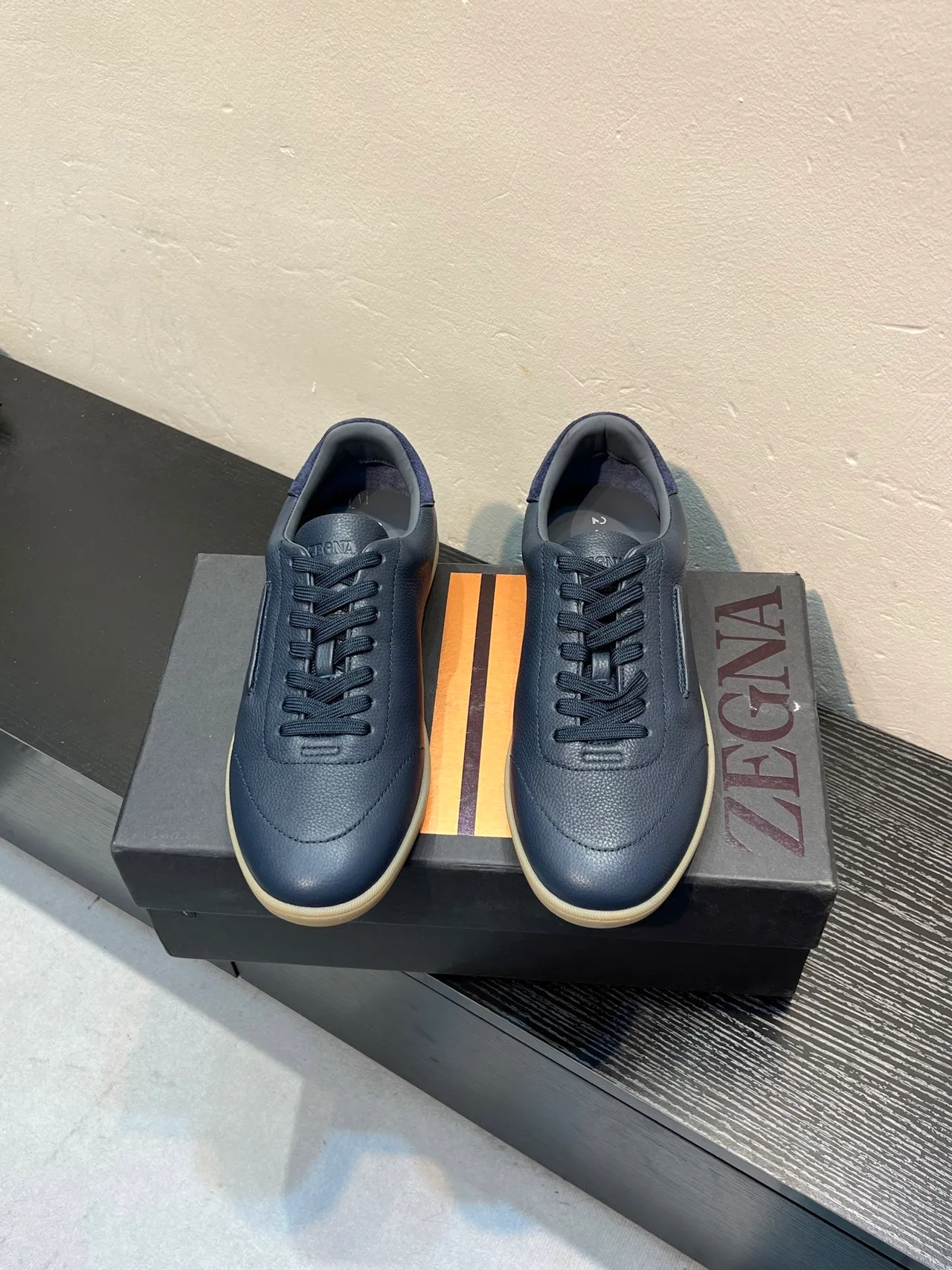 Zegna 海军皮革休闲鞋 2
