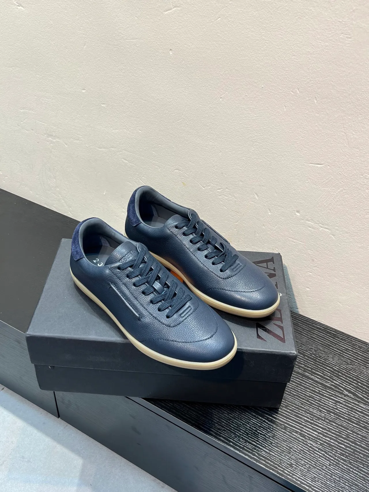 Zegna 海军皮革休闲鞋 5