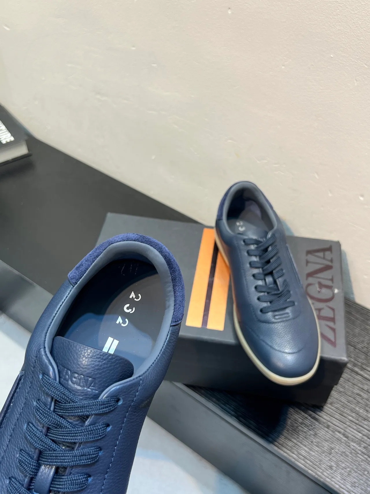 Zegna 海军皮革休闲鞋 7