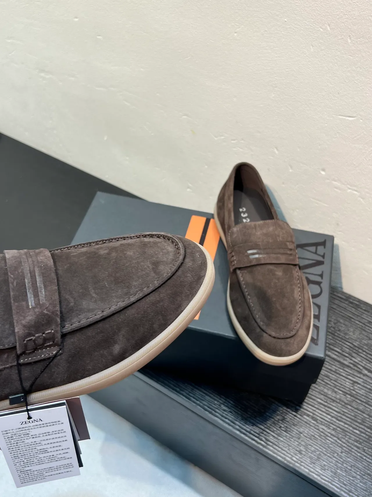 Zegna 棕米色麂皮鞋面搭扣便士乐福鞋 6