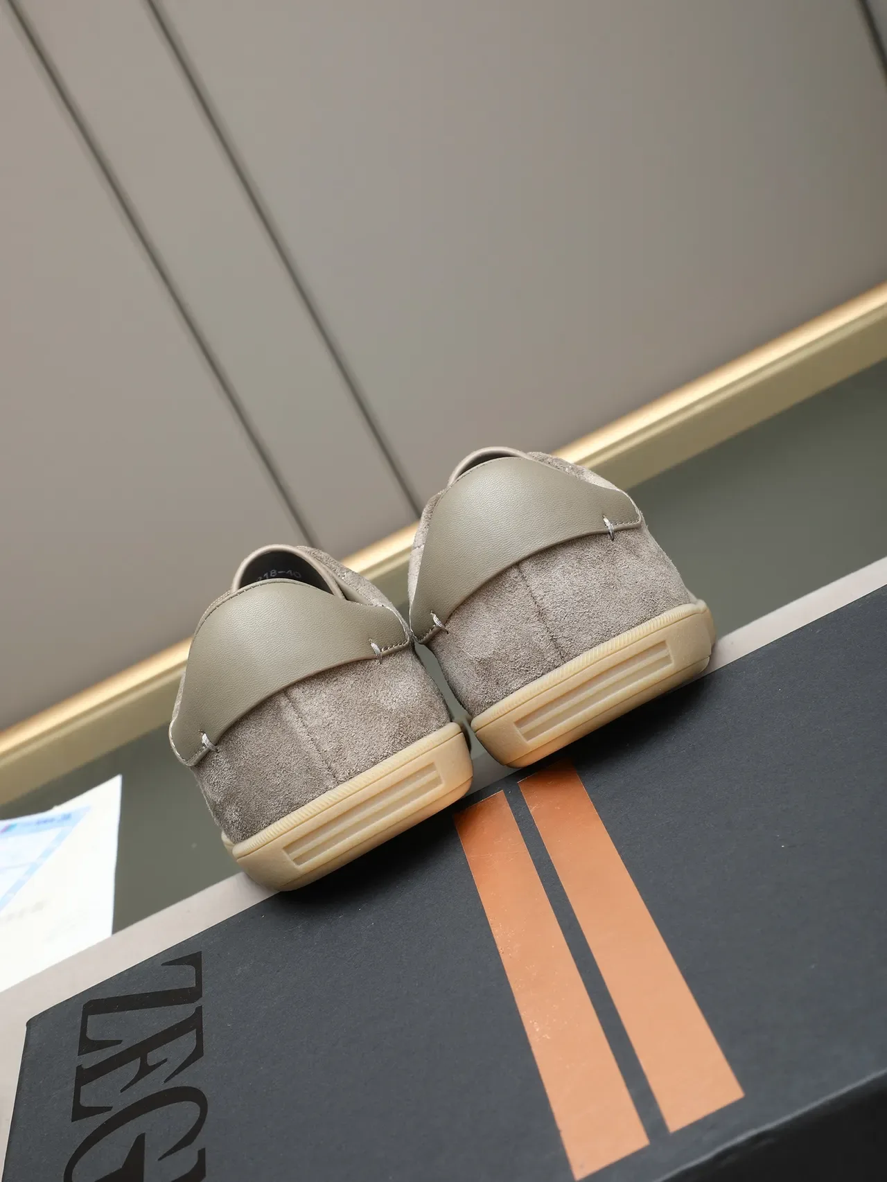 Zegna Tênis de Camurça Low-Top Sola de Goma 3