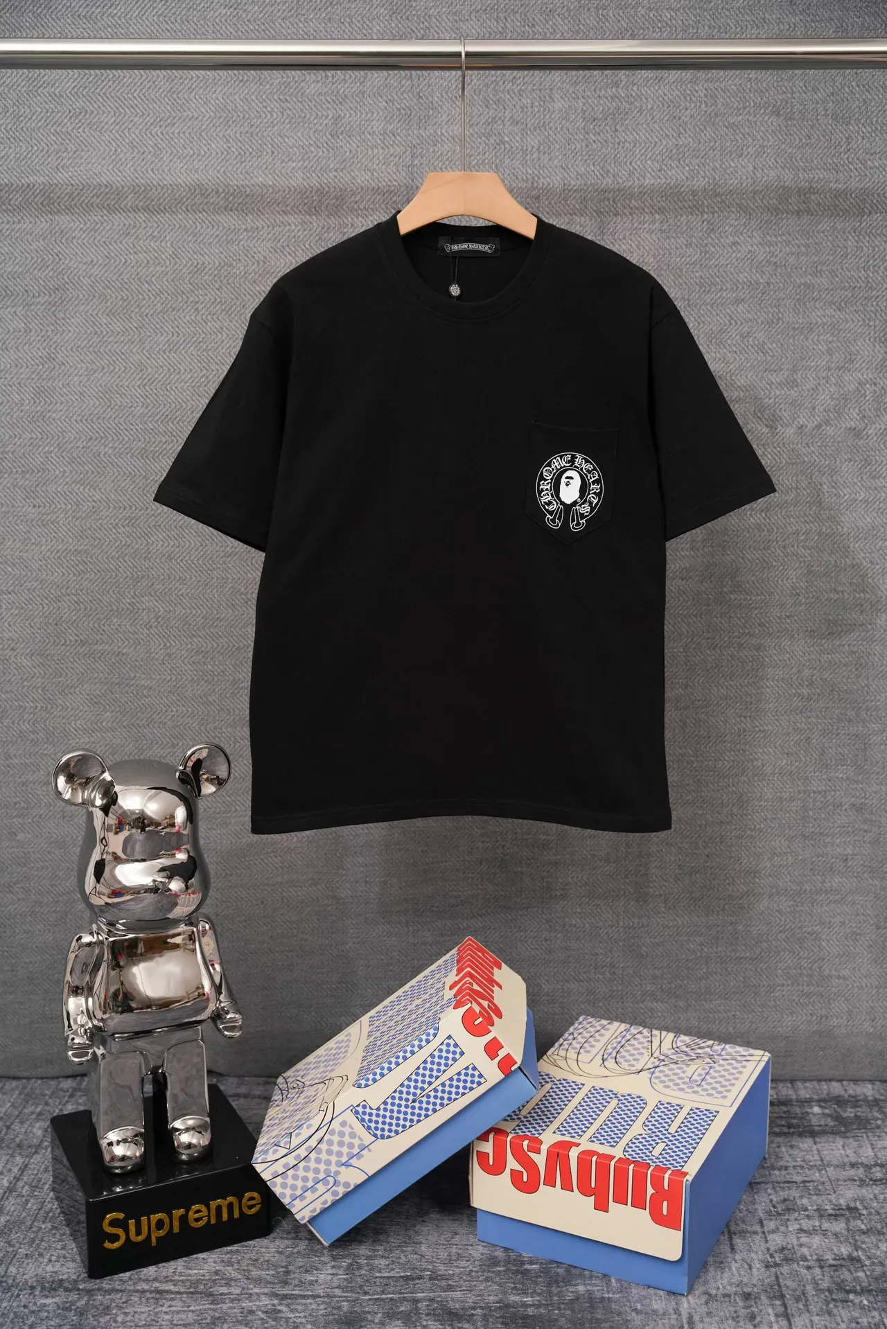 Camiseta gráfica negra de colaboración A Bathing Ape x Chrome Hearts Baby Milo 2