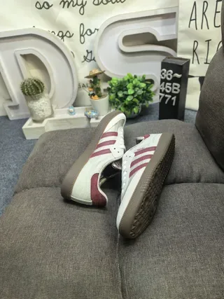 Adidas Sneakers lifestyle beige bordeaux low-top cupsole 6