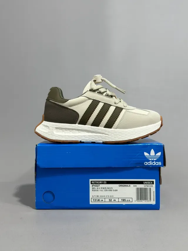Adidas Beige Rojo Retro Runner Silueta Tres Rayas Panel Lateral Lifestyle Sneakers 4