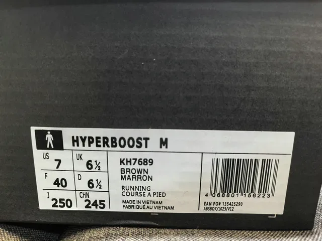 Adidas 黑蓝 雕塑 单体中底 非对称窗口切口 生活方式运动鞋 2