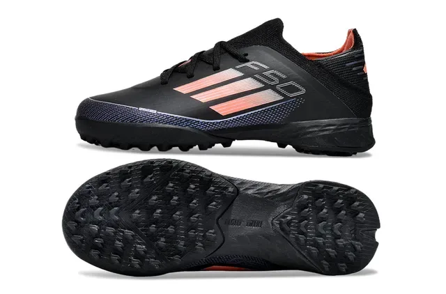 Adidas Chuteira low-cut preto laranja com upper de knit, detalhes de listras gradientes para grama artificial 7