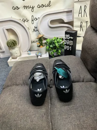 Adidas Chaussures Mary Jane Noir Argent Trois Rayures Panneau Latéral Fermeture Sangle Velcro Double 8
