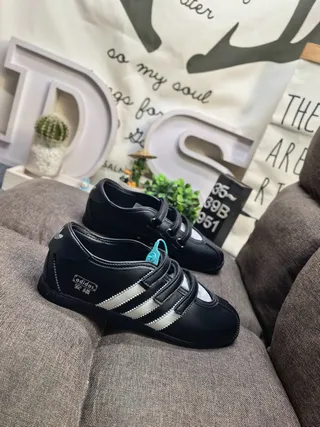 Adidas Chaussures Mary Jane Noir Argent Trois Rayures Panneau Latéral Fermeture Sangle Velcro Double 9