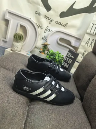 Adidas Black White Laceless Velcro Strap Mary Jane Shoes 9